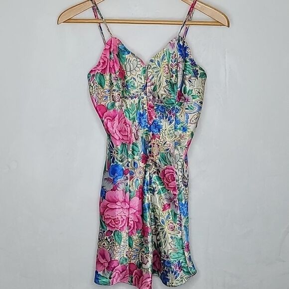 Victoria's Secret Floral Button Down Slip Lingerie Size Small - Picture 1 of 9